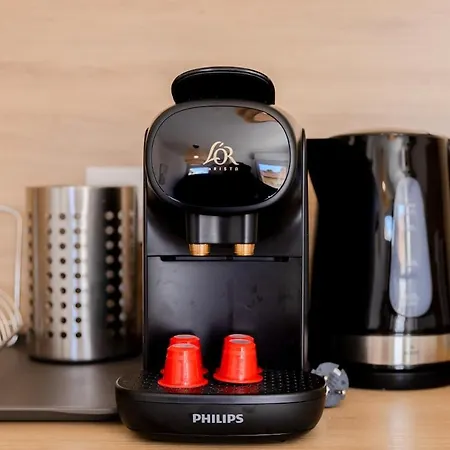 2 Pieces Proche Port Et Transports *