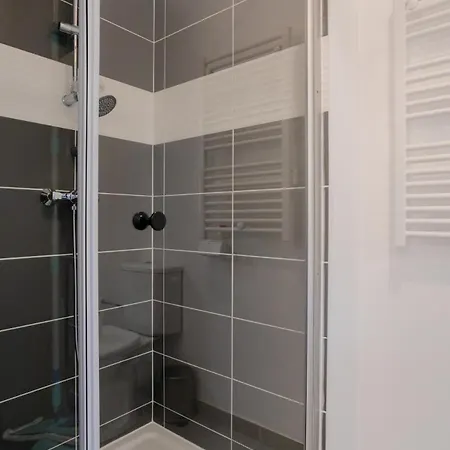 Apartament 2 Pieces Proche Port Et Transports